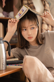 年轻的小峓子3韩国在钱