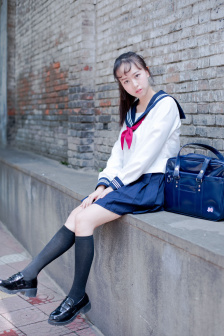 王者荣耀女生去掉小内皮肤的方法